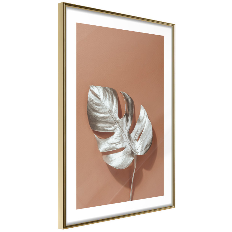 Poster Sunny Keepsake - silver monstera leaf on a uniform light background 129507 additionalImage 4