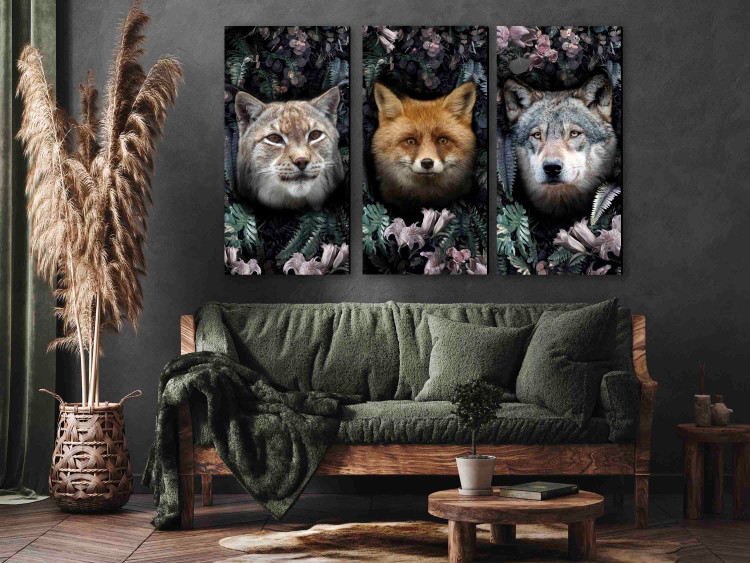 Canvas Art Print Forest Dwellers (3-piece) - three cats among dense jungle leaves 138607 additionalImage 3