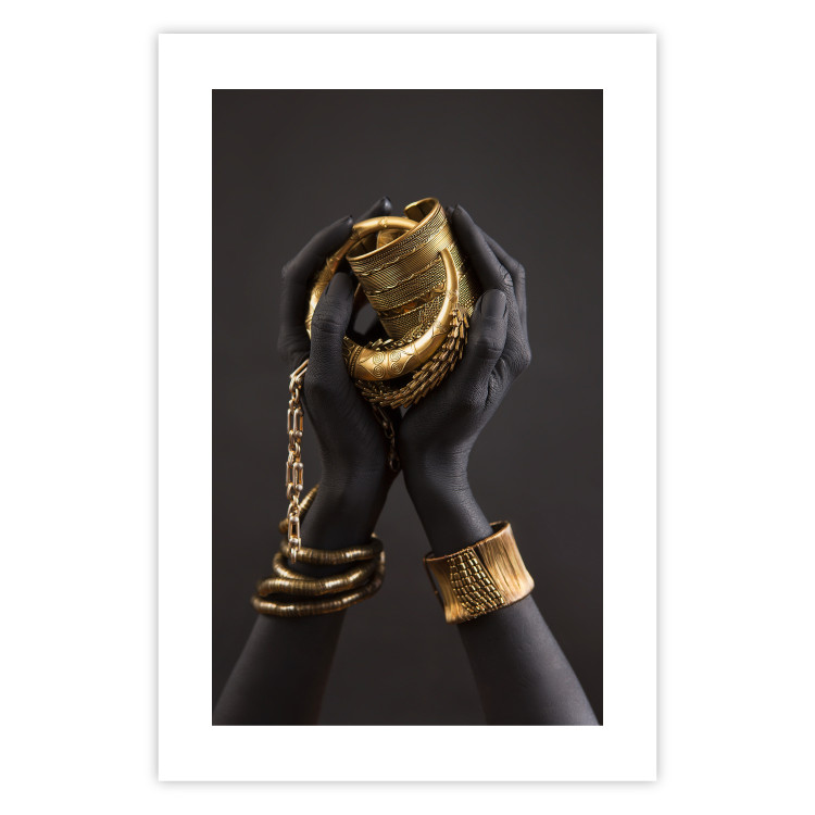 Poster Gold of the Desert - black hands with golden items on a dark background 130517 additionalImage 25