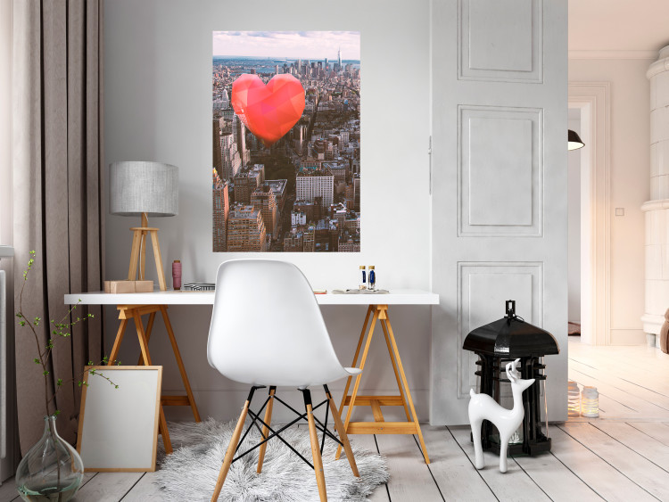 Poster Heart of the City - heart-shaped balloon against the backdrop of architecture 120457 additionalImage 17
