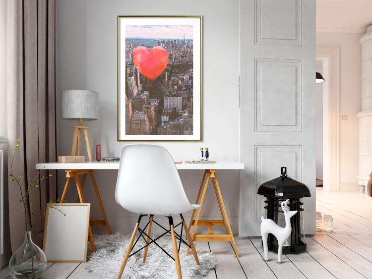 Poster Heart of the City - heart-shaped balloon against the backdrop of architecture 120457 additionalImage 13