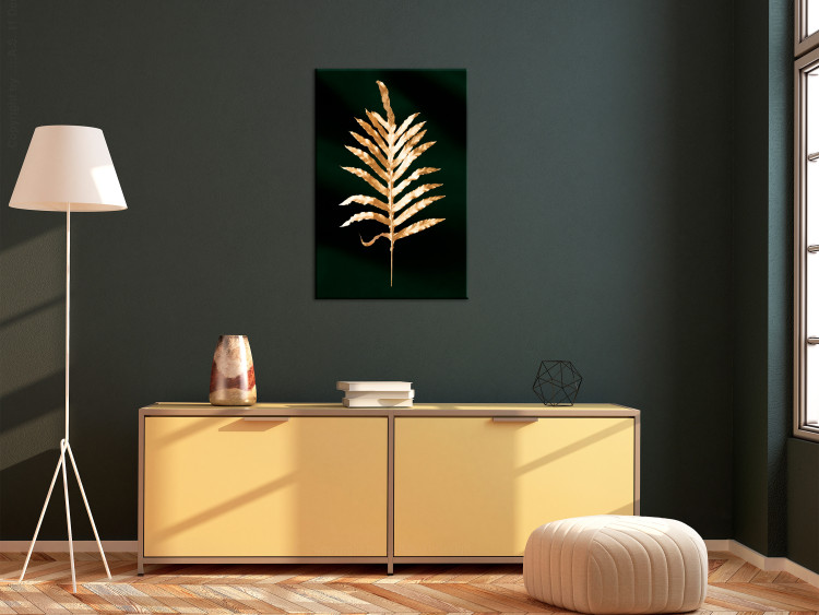 Canvas Art Print Golden palm leaf - Botanical theme on a background of green 135577 additionalImage 3