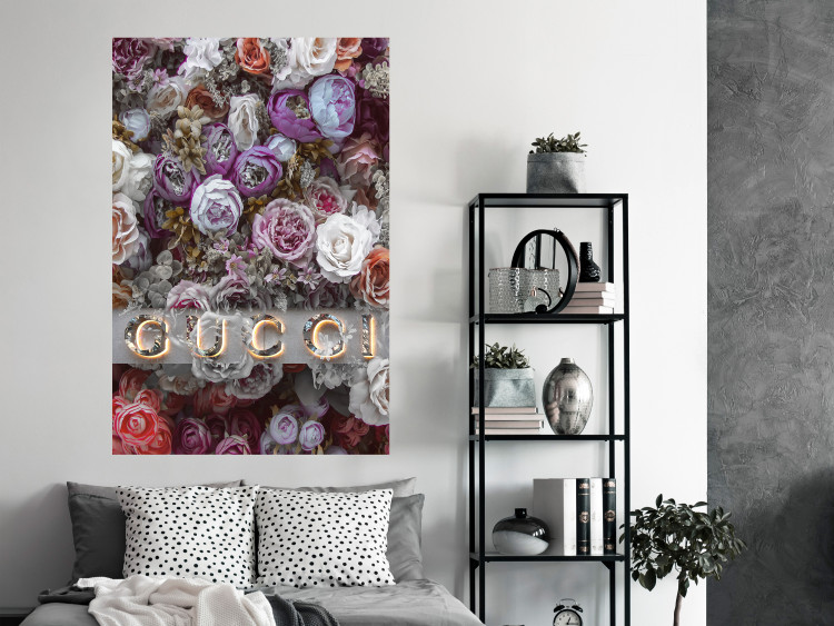 Wall Poster Gucci and Roses - composition of colorful flowers and luxury brand name 131797 additionalImage 2