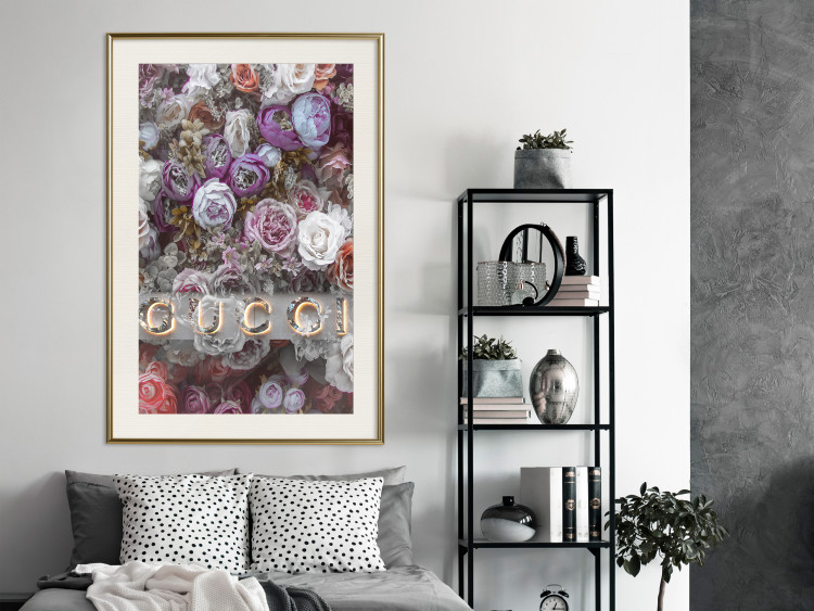 Wall Poster Gucci and Roses - composition of colorful flowers and luxury brand name 131797 additionalImage 22