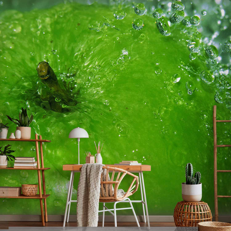 Photo Wallpaper Refreshing Flavours - Green Apple with Stem Dipping into Water 59818 additionalImage 4
