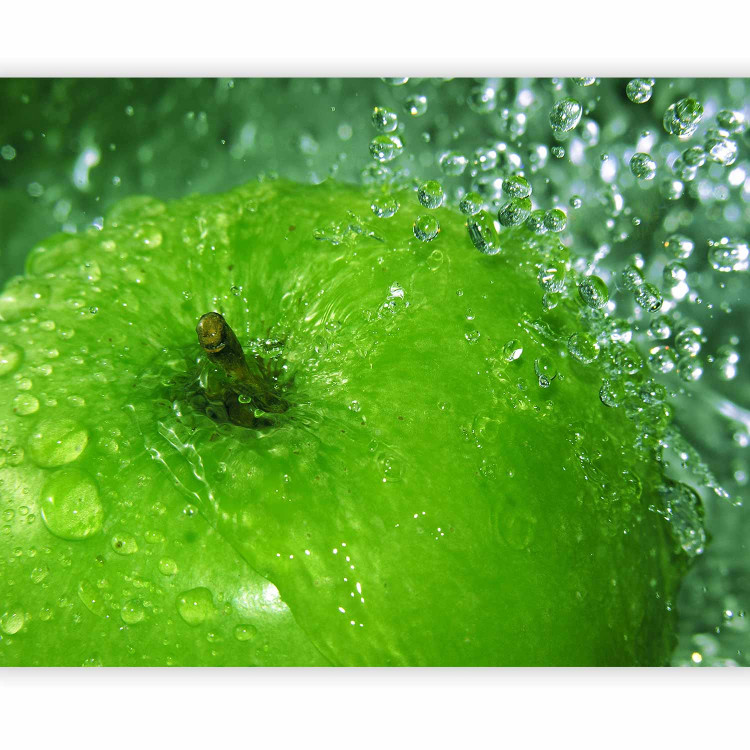 Photo Wallpaper Refreshing Flavours - Green Apple with Stem Dipping into Water 59818 additionalImage 1