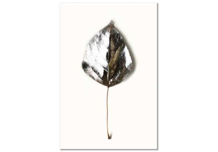 Canvas Art Print Leaf in glamor style - silver plant motif on beige background 124958