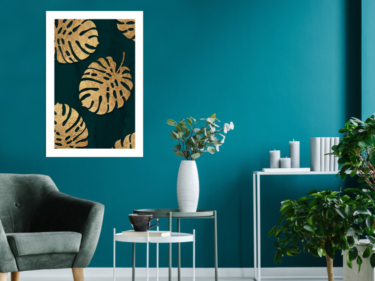 Poster Golden Luxury Leaves - glamorous composition in emerald background and plants 117568 additionalImage 4