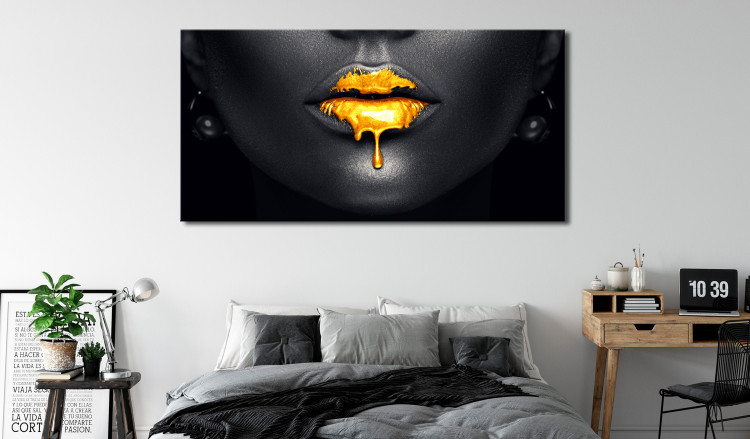 Large canvas print Gold Lips II [Large Format] 128498 additionalImage 6