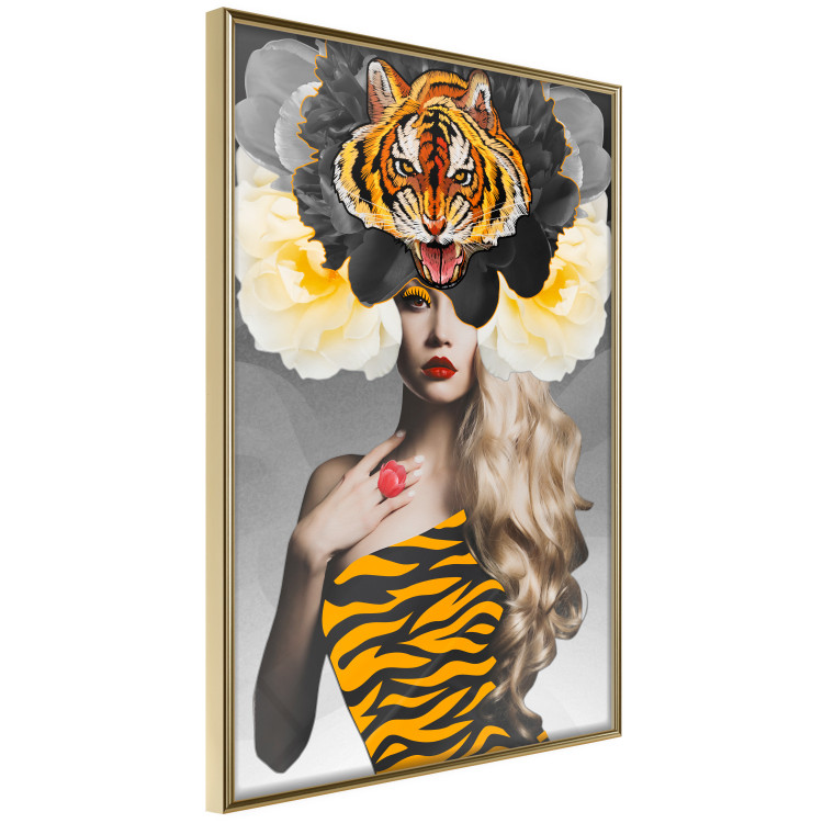 Poster Tiger Eye - abstract woman in tiger outfit on gray background 127869 additionalImage 14
