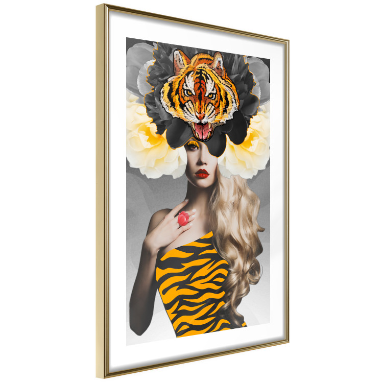 Poster Tiger Eye - abstract woman in tiger outfit on gray background 127869 additionalImage 9