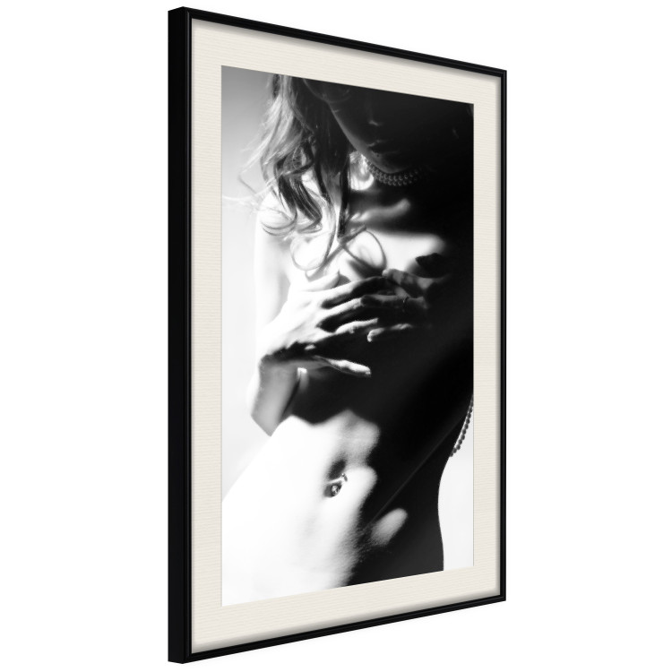 Wall Poster Perfect Waist - black and white composition with a sensual female figure 114579 additionalImage 3