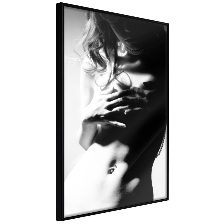 Wall Poster Perfect Waist - black and white composition with a sensual female figure 114579 additionalImage 12